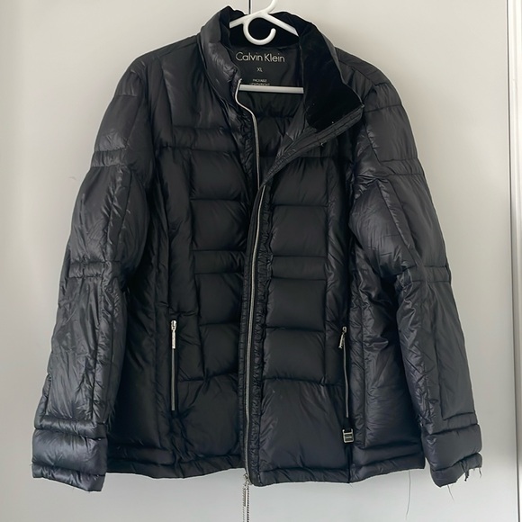 Calvin Klein Jackets & Blazers - Calvin Klein size extra large, packable, lightweight  premium down Jacket